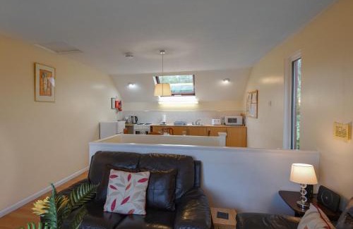 Llanteg House | Oak Lodge - Uk49400