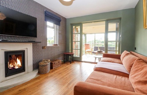Hastings House | Oak Meadow