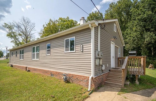 Oak Ridge House | Oak Ridge Charmer II (7 miles from Windrock)