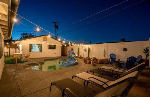 Village Grove House | Oak Scottsdale - BOHO Scottsdale Oasis Getaway-Pool-Hottub-ZenRoom