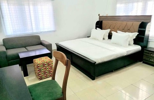 Gwarinpa Estate Hotel | Oak Up Ultimate Place