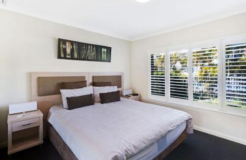 Salamander Bay Apartment | Oaks Pacific Blue Pool spa more in complex