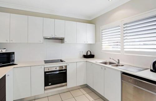 Salamander Bay Apartment | Oaks Pacific Blue Pool spa more in complex
