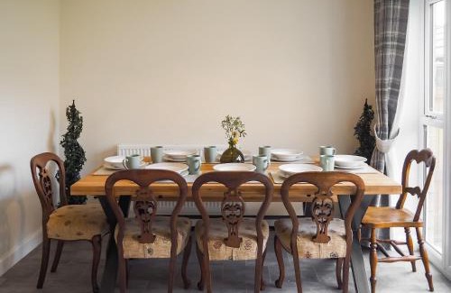 Buxton House | Oakstone House