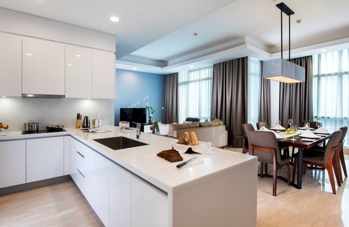 Jakarta Apartment | Oakwood Suites La Maison Jakarta