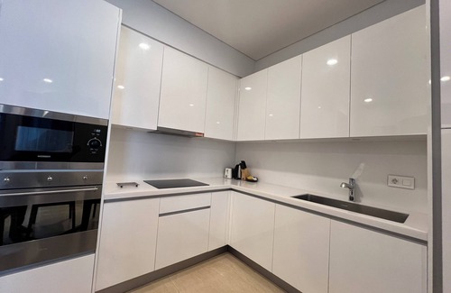 Jakarta Apartment | Oakwood Suites La Maison Jakarta