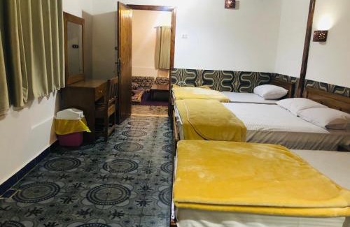 Dahab Hotel | Oasis Fighting Kangaroo
