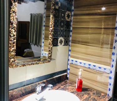 Dahab Hotel | Oasis Fighting Kangaroo