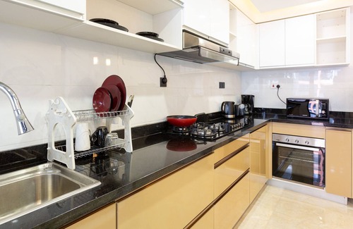 Thompson Estate House | Oasis of Peace by Edmor Suites