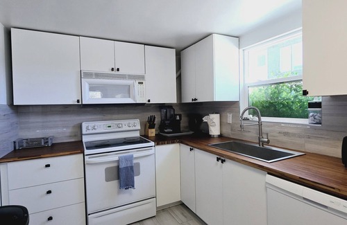 Sugar House Apartment | Oasis on East Bench - Centrally Located to SLC Airport Downtown Ski/Hiking