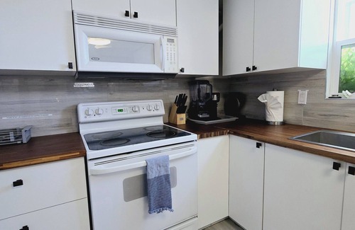 Sugar House Apartment | Oasis on East Bench - Centrally Located to SLC Airport Downtown Ski/Hiking