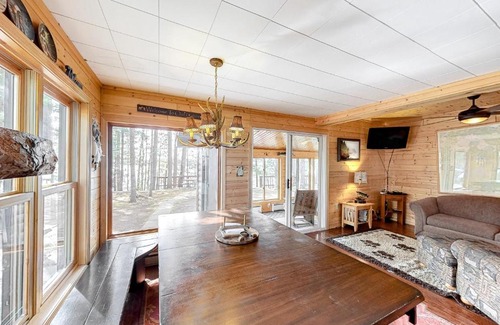 Lac du Flambeau House | Oberland Retreat
