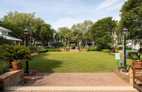 Villa Lago Condo | Observation Point South Studio - Your Ideal Vacation Getaway in Sandestin at Sandestin Golf and Beach Resort!