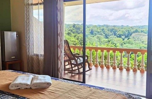Drake Bay Bed & Breakfast | Ocean and forest view Manolo Cabins
