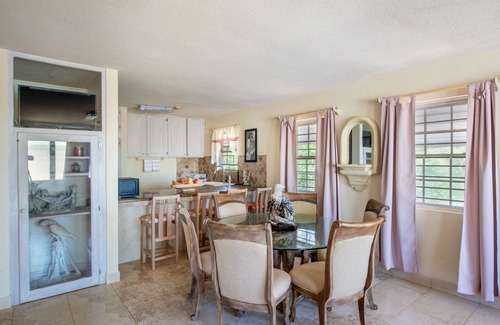 Inch Marlowe Apartment | Ocean Bliss Apartments