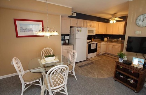 Rehoboth Beach Apartment | Ocean Block Condo in North Rehoboth