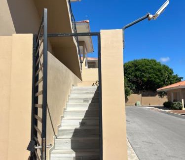 Marie Pampoen Apartment | Ocean Breeze Apartment close to Mambo