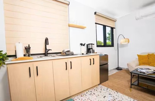 Cerro Gordo Hotel | Ocean Breeze Oasis: 1BR Getaway Near the Shore