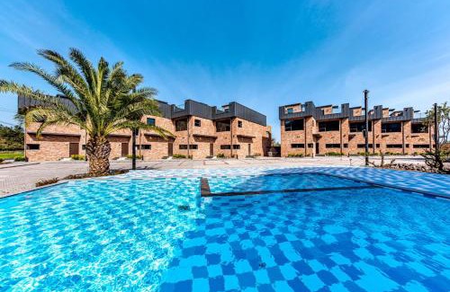 Andeok Villa | Ocean Brick Poolvilla
