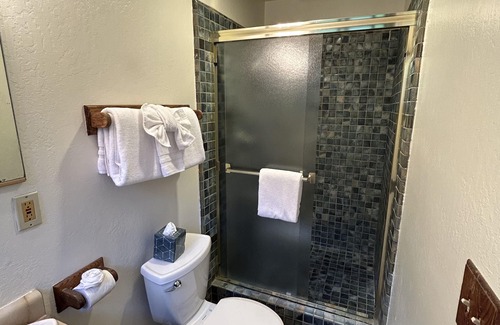 Jenner Hotel | Ocean Cove Lodge