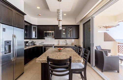 San Pedro Mixtepec Resort | Ocean Front 2 Bedroom Residence