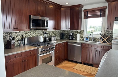 Harvey Cedars Apartment | Ocean front 3 bedroom 1 bath 2nd floor with great ocean views