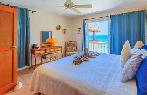 Colonia Salina Chica House | Ocean Front, Peaceful , Charming, Casa Tranquila ,Beach House