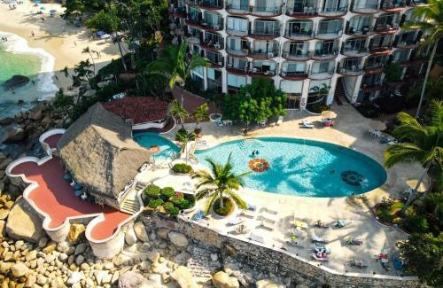 South Shore Hotel Area Apartment | Ocean Front Penthouse Newly Renovated, Sleeps 6, Casa Agua, Girasol