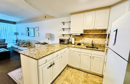 Ortona Park Resort | Ocean Front well furnished 1-bedroom condo with great view!