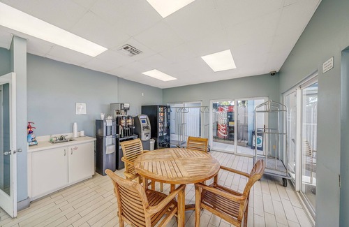 Laguna Beach Estates House | Ocean/Gulf View Beach Walkup Deluxe Suite at Sugar Sands Hotel, 2 Units