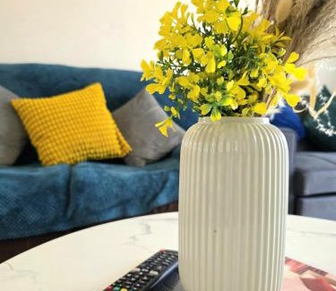 Colchester House | Ocean Home stay