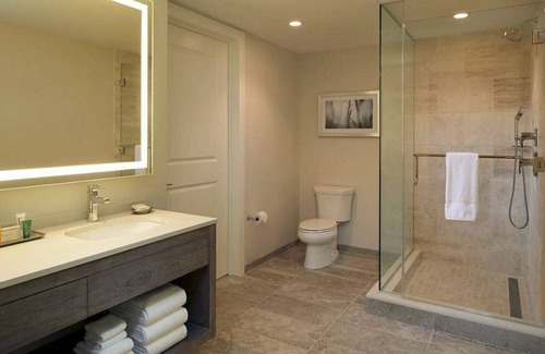Hilton Head Resort | Ocean Oak-Beautiful 2 bed/2 bath ocean front resort-amenities & family friendly