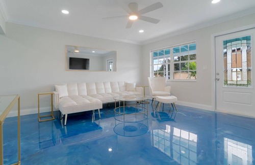 Poiciana Park II House | Ocean Oasis Apt B, Downtown, Beach, Dog Friendly, Shops