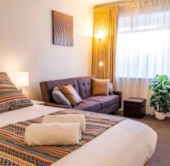Glenelg Apartment | "Ocean Sunset" Glenelg Central Studios