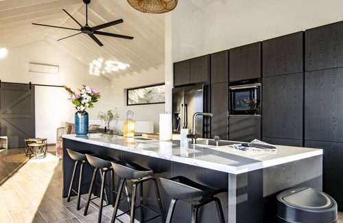 Sint Michiel Villa | "Ocean Sunset Villa" luxury stay max. 14 people."