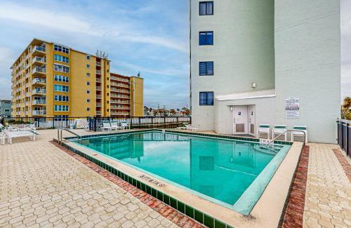 New Smyrna Beach Apartment | Ocean Trillium Suites 401
