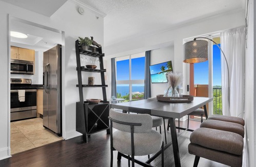 Coconut Grove Apartment | Ocean View 2 Bedroom in Coconut Grove