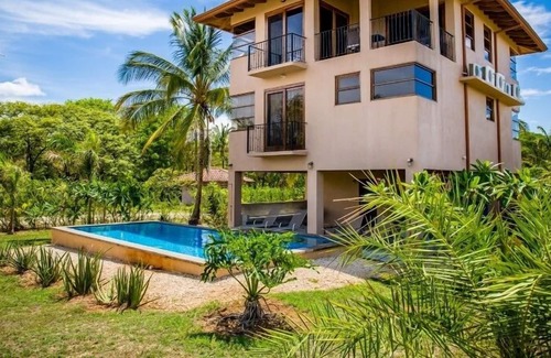 Playa Negra House | Ocean View 3 Bed Room 2 Bath with pool