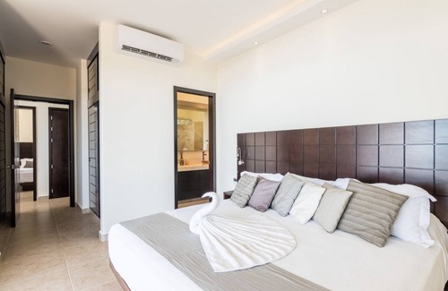 San Pedro Mixtepec Resort | Ocean View 3 Bedroom Penthouse with Resort Amenities Overlooking the Pacific!
