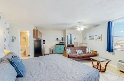 Lenox Park Condo | Ocean View Condo. Pool is OPEN!
