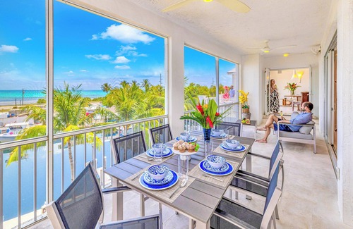 White Marlin Beach Apartment | Ocean View Duplex Penthouse | Retreat amenities: tennis court, heated Pool | Vista Key One