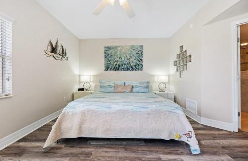 New Smyrna Beach Apartment | Ocean View Next to Pool and Amenities Corner Unit 3 Balconies OW20-201