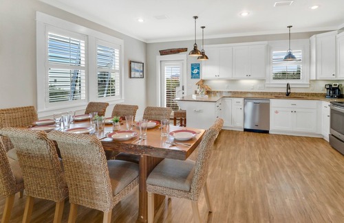 Cape San Blas House | Ocean view, private pool, hot tub, fire pit, North Cape! Fall dates available!