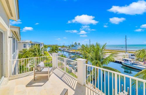 Islamorada Apartment | Ocean View Two Duplex Penthouses Retreat amenities: tennis court heated Pool Vista Key