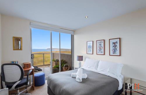 San Remo Apartment | Ocean Views 2 Bedroom Apartment