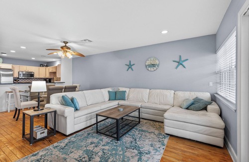 Horton Shores House | Ocean Views from this Luxury Townhome!