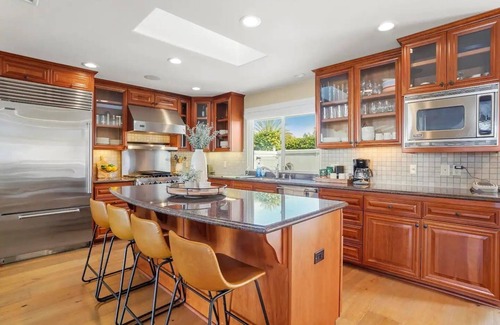 Bay Park House | Ocean Views! Outdoor Oasis -Hot Tub/Pool/BBQ
