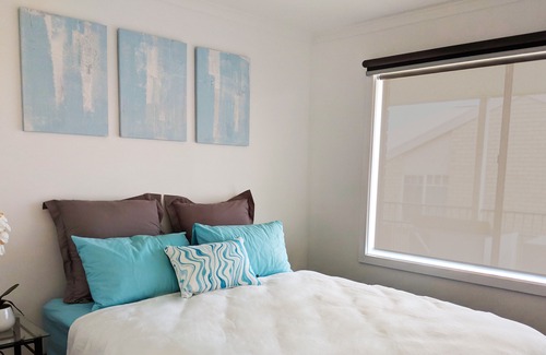 Portarlington House | Ocean views, perfect for family getaways. Sleeps 12. Pet friendly - large yard