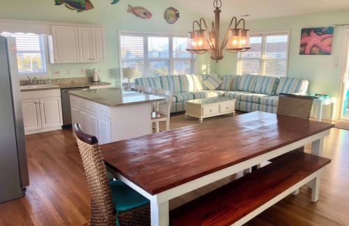 Emerald Isle House | Ocean Views, Private Pool, sleeps 15, easy beach access, dog friendly