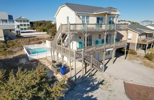 Emerald Isle House | Ocean Views, Private Pool, sleeps 15, easy beach access, dog friendly